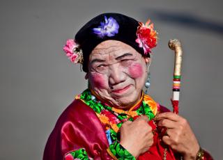 为什么古人把做媒称为“作伐” 把媒人称为“伐柯人”