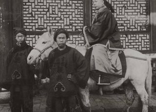 “帝王式教育”带给光绪乃至大清朝的恶果：李鸿章