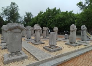 中国的三块“无字碑”：奸臣秦桧（二）
