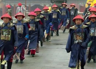 中国古代官员内斗的情况：康熙年间