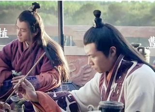 曹操父子都是好色之徒：曹丕