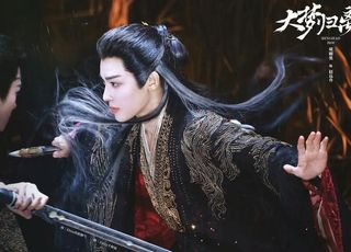 《大梦归离》的冰火两重天：争议即流量，扑爆皆生意