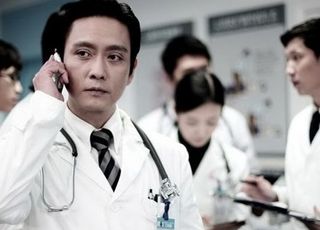 《医者仁心》触动人心的医者群像：关键事件一，医疗官司撤诉