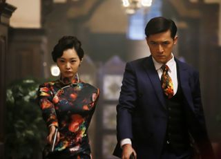 谍战剧《伪装者》：偶像与谍战的创新融合