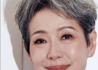 疤痕背后的叶童人生：背后故事大揭秘