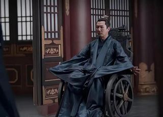 《庆余年》陈萍萍复杂身份：表面与背后的双面人生