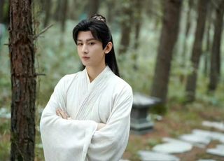 《莲花楼》成毅： 武侠天花板，破碎感男神封神之作