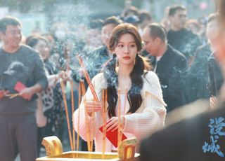 从《漫城》看余承恩王子璇：演技亮点