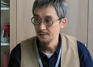 《嘘，国王在冬眠》章鱼老师行为剖析：是善意还是自私