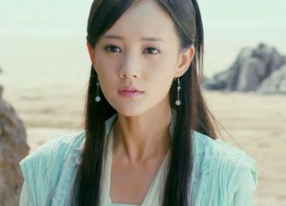 黄蓉17 版李一桐：青春活力的全新诠释