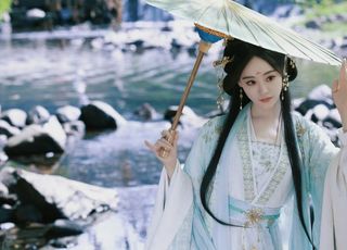 祝绪丹演艺之路：从嘉行起步