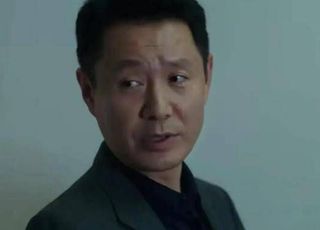 《宿敌》里的何志飞：关键戏份