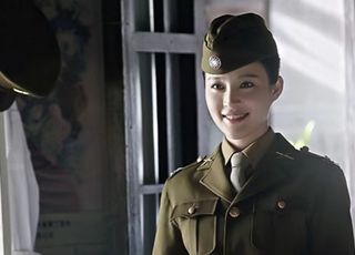 《潜伏在黎明之前》吕燕婷爱得炽热：不顾一切的付出