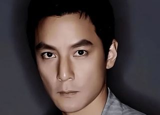 吴彦祖为什么长得像混血？是基因馈赠还是独特骨相？
