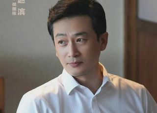 赵滨演艺生涯回顾：演艺路上的成长与突破