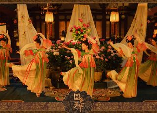 《国色芳华》：配角出彩，群像生动
