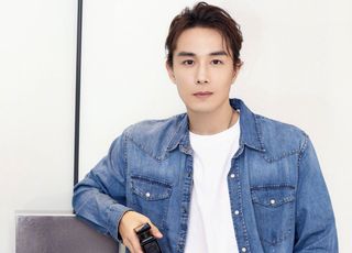 李承铉不为人知的故事：父母婚姻的影响