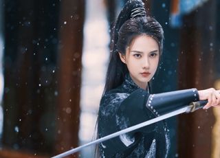 姜珮瑶的大院岁月：艺术氛围下的成长萌芽