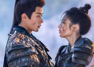 《锦月如歌》开播热度如何？暑期档的热度与争议交响曲